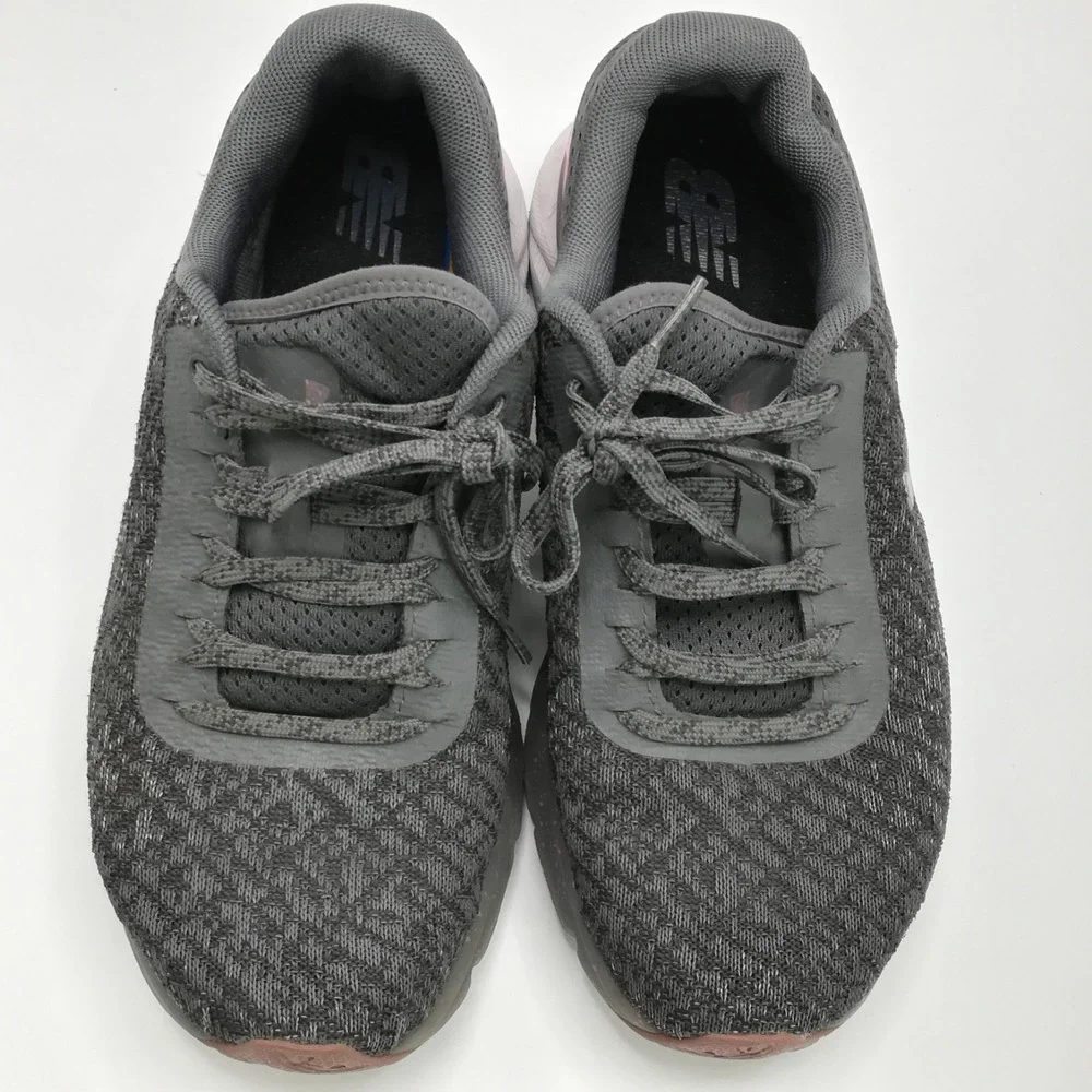 Under Armour‎ Shoes Womens Sneaker Charge Escape 2 Chrome Running Gray Pink 7.5